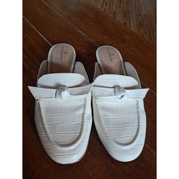 Bandolino Shoes Womens 8 Dumia Mule White Faux Leather Slip On Closed Toe Flats - Picture 1 of 5